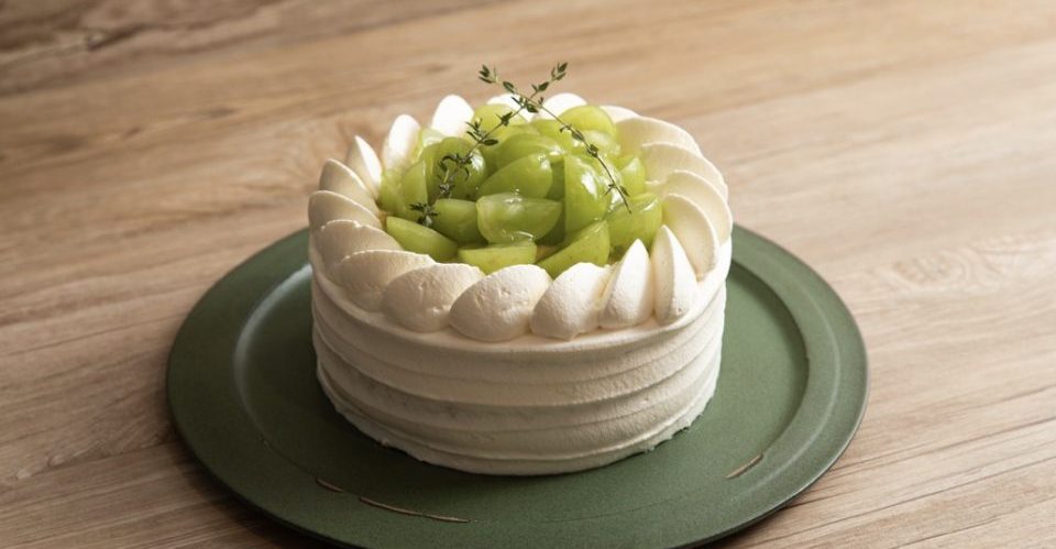 古久七農園産シャインマスカットケーキ